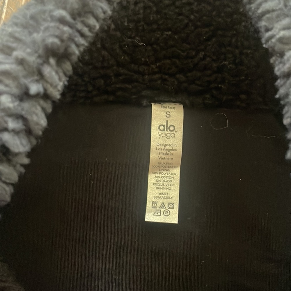 Alo jacket - Picture 3 of 4